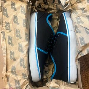 224 new in box Tony hawk canvas Casper black blue skater shoes men's athletic
